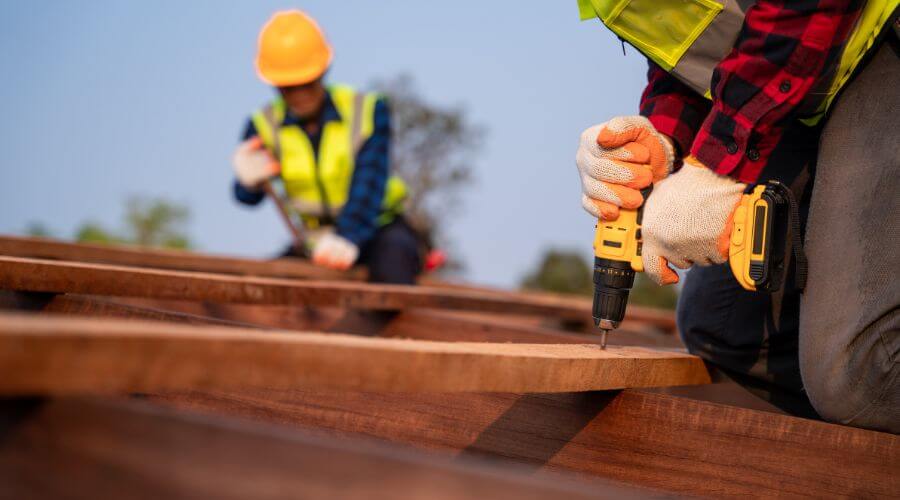 Expert tile roof repair services in Elwood, IL